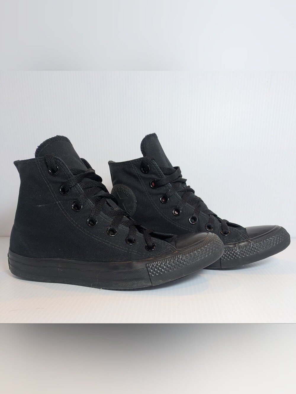 Converse Chuck Taylor All Star Hi  Monochrome Canvas Sneakers Men's 5 Women 7